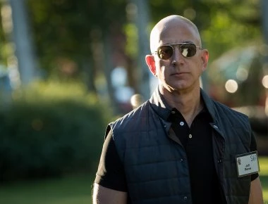 2 δισ. δολάρια για τους άστεγους θα δώσει ο Τζεφ Μπέζος